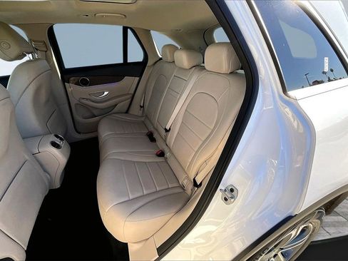 Used 2022 Mercedes-Benz GLC 300 4MATIC image 18