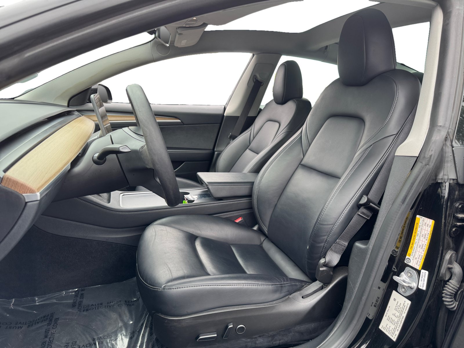 Used 2023 Tesla Model 3 Standard Range RWD image 9