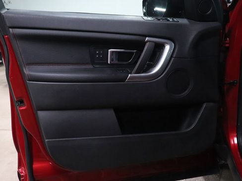 Used 2018 Land Rover Discovery Sport HSE image 9