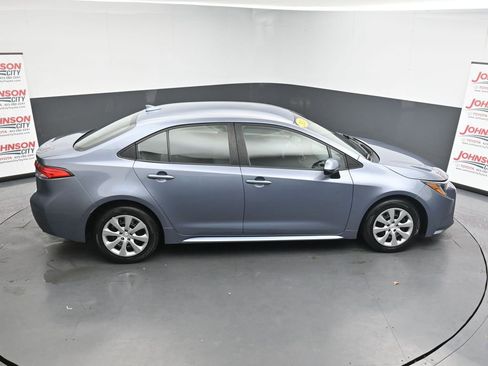 Used 2024 Toyota Corolla LE image 28