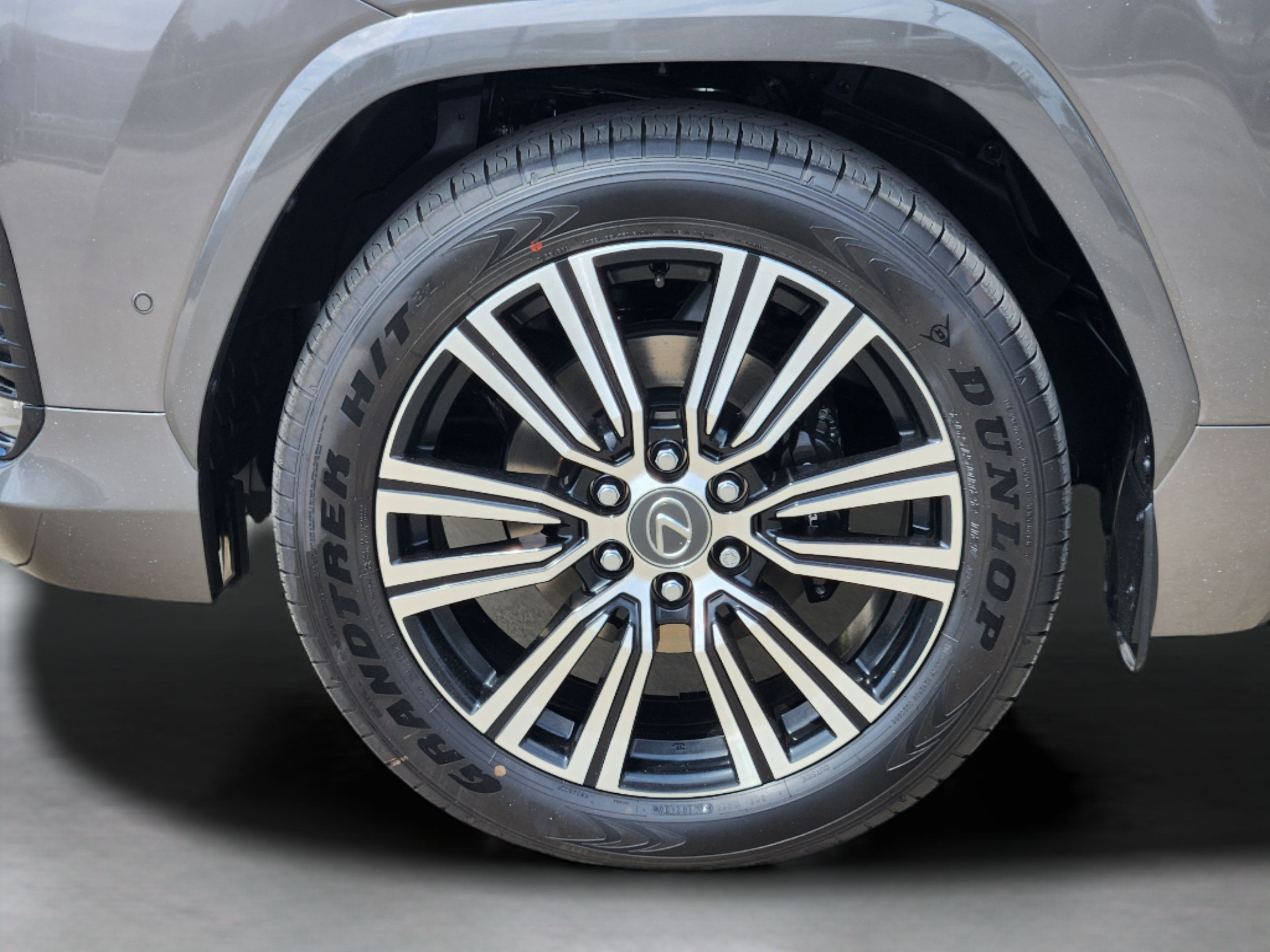 New 2026 Lexus LX 700h Luxury w/ Appearance Package AWD/4WD image 20