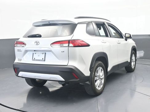 Used 2024 Toyota Corolla Cross LE FWD image 5