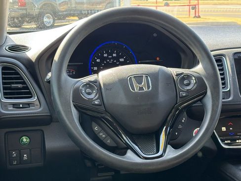 Used 2021 Honda HR-V EX image 10