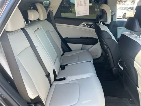 Used 2023 Kia Sportage EX AWD/4WD image 34