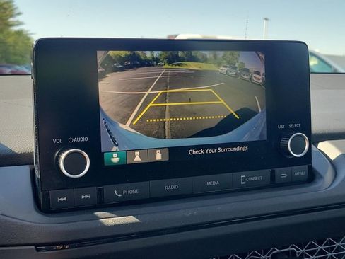 Certified 2023 Honda Accord EX image 25