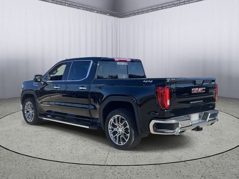 Used 2025 GMC Sierra 1500 SLT w/ SLT Premium Plus Package AWD/4WD image 7