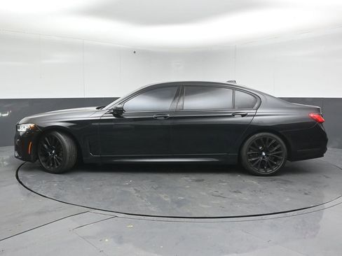 Used 2022 BMW 750i xDrive 750i xDrive w/ M Sport Package image 8