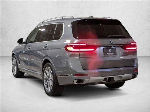 Used 2026 BMW X7 xDrive40i AWD/4WD image 8