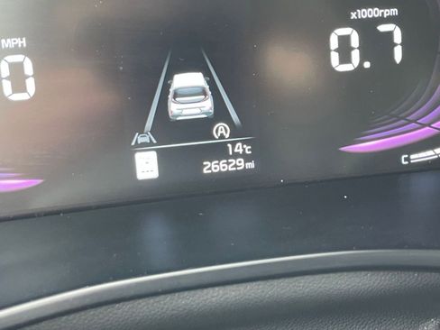 Used 2025 Kia Soul LX w/ LX Technology Package image 35