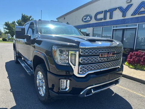 Used 2020 GMC Sierra 2500 Denali w/ Denali Ultimate Package AWD/4WD image 2