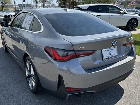 Used 2026 BMW i4 xDrive40i AWD/4WD image 8