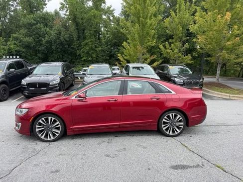 Used 2019 Lincoln MKZ Reserve w/ Luxury Package AWD/4WD image 2