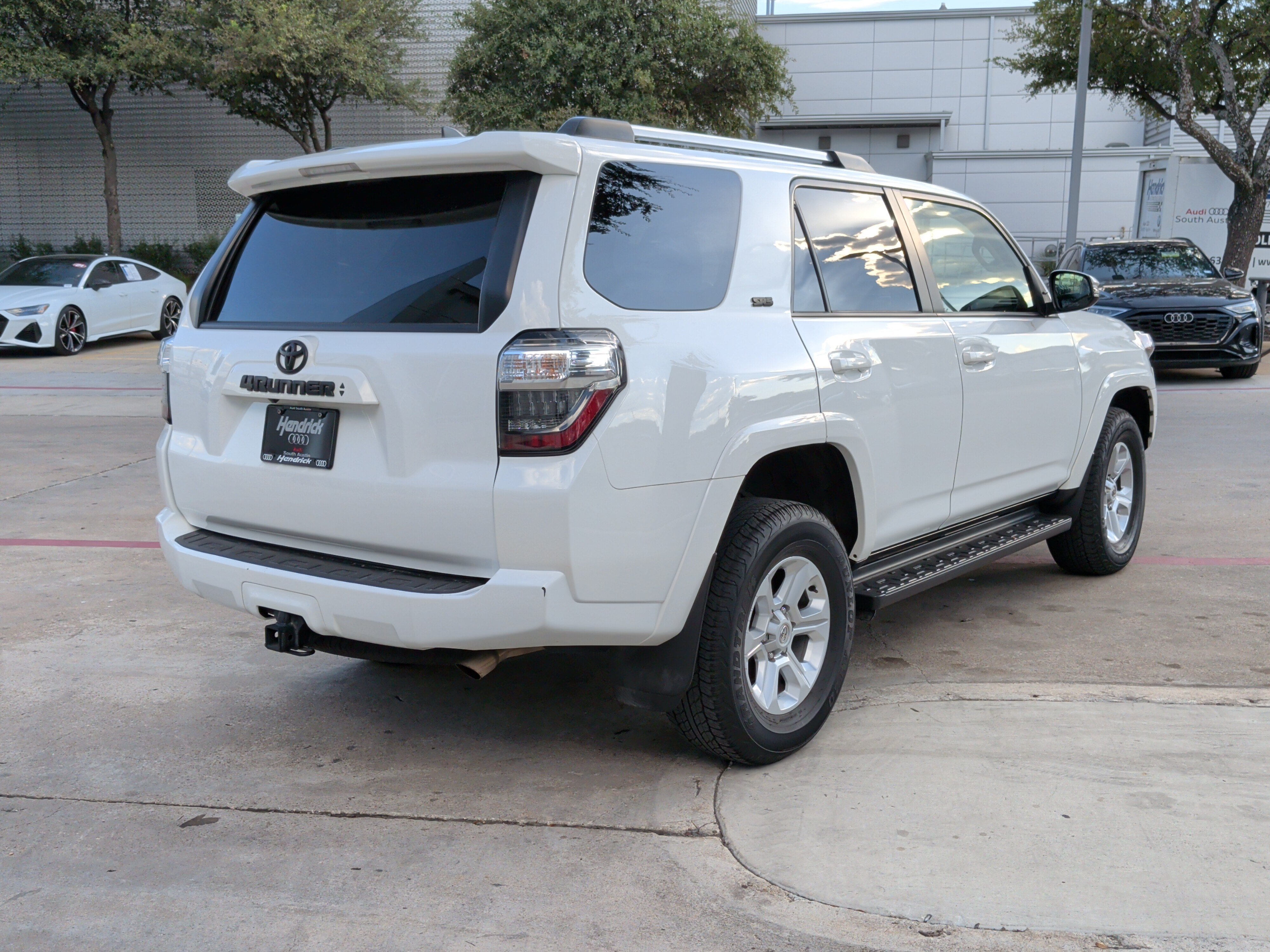 Used 2023 Toyota 4Runner SR5 Premium AWD/4WD image 10
