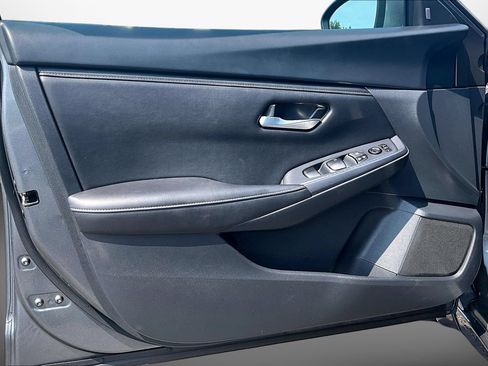 Used 2023 Nissan Sentra SV w/ All-Weather Package FWD image 18