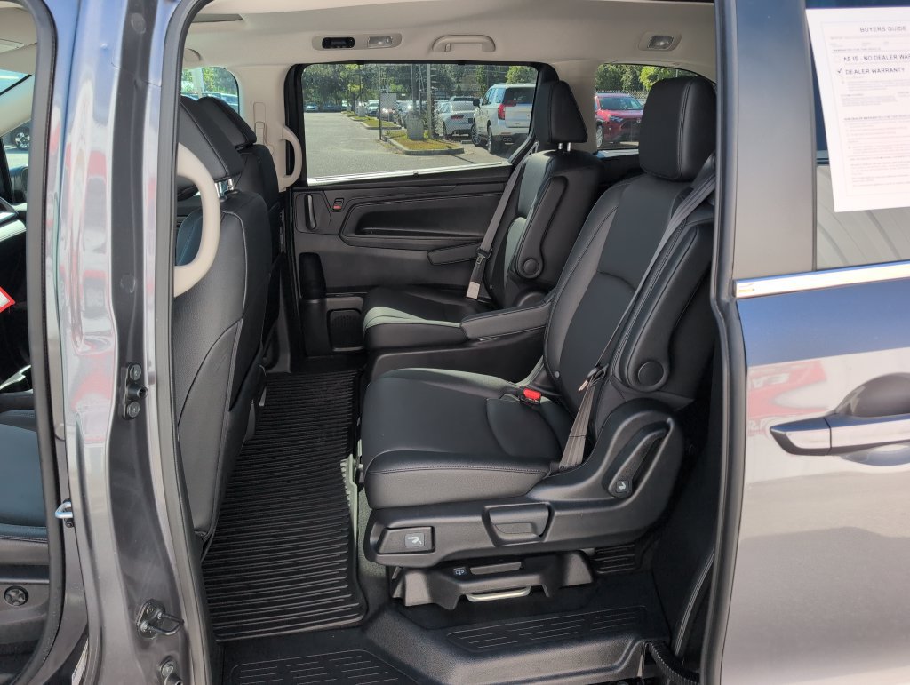 Used 2026 Honda Odyssey EX-L image 11