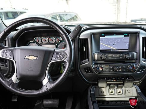 Used 2018 Chevrolet Silverado 2500 LTZ w/ Duramax Plus Package image 2