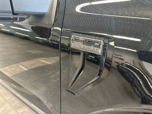 Used 2023 Ford F150 Lariat w/ Equipment Group 502A High AWD/4WD image 9