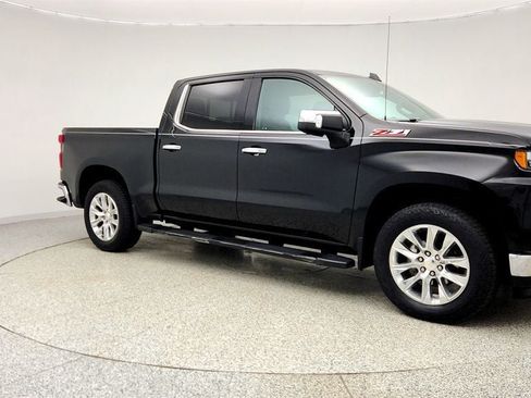 Used 2022 Chevrolet Silverado 1500 LTZ AWD/4WD image 3