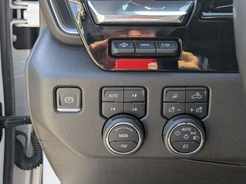 Used 2024 Chevrolet Silverado 2500 LTZ w/ LTZ Plus Package AWD/4WD image 19