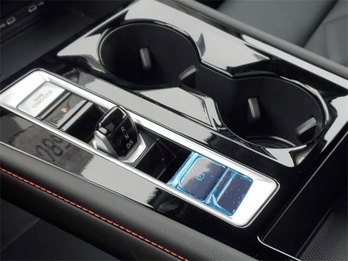 New 2026 Volkswagen Atlas Peak Edition image 32