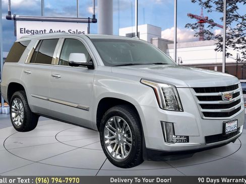 Used 2015 Cadillac Escalade 2WD image 3