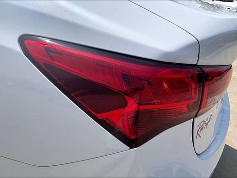 Used 2018 Acura TLX V6 w/ Technology Package FWD image 22