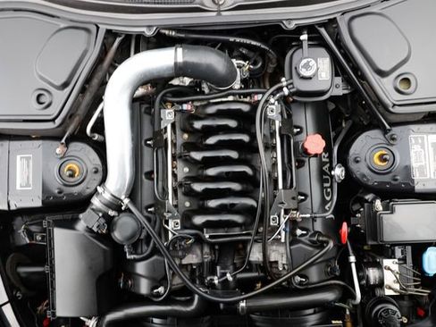 Used 2003 Jaguar XK8 2dr Convertible XK8 image 23