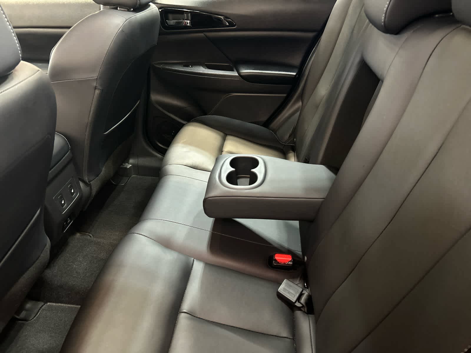 Used 2024 Mitsubishi Eclipse Cross SE AWD/4WD image 10