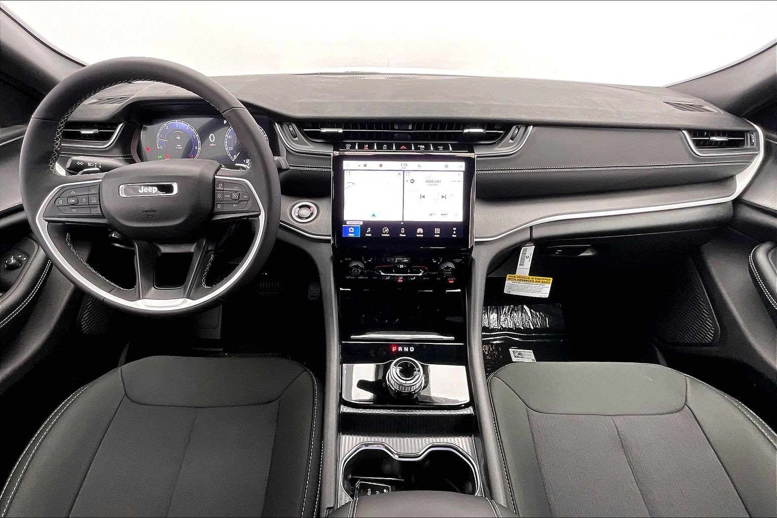 New 2027 Jeep Grand Cherokee Laredo X AWD/4WD image 5