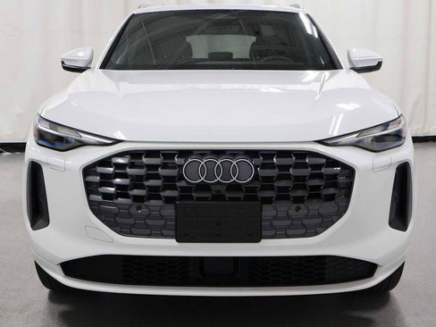 Certified 2025 Audi Q5 Premium w/ Convenience Package AWD/4WD image 14