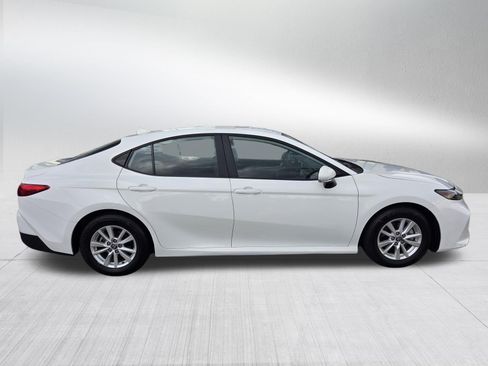 Used 2025 Toyota Camry LE FWD image 8