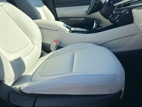 New 2025 Hyundai Tucson SEL image 13