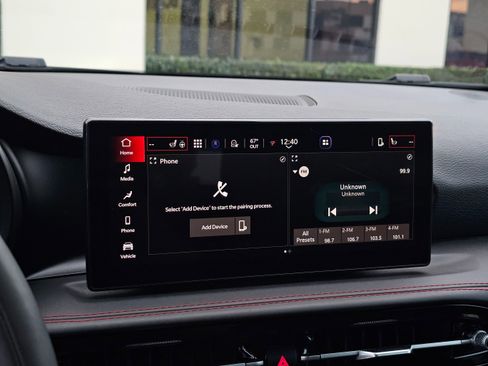 Used 2024 Dodge Hornet R/T w/ R/T Blacktop Package image 27