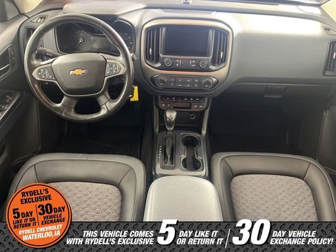 Certified 2022 Chevrolet Colorado Z71 w/ Z71 Midnight Edition image 17