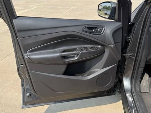 Used 2018 Ford Escape S FWD image 10