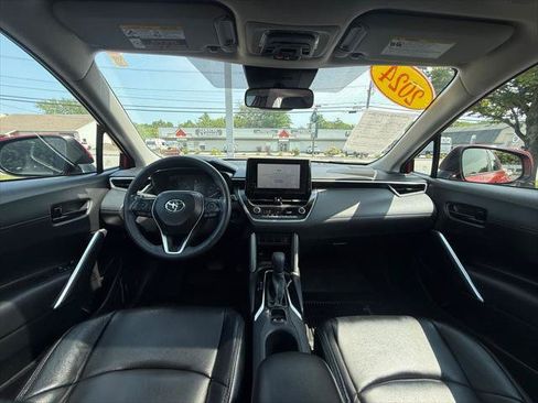 Certified 2024 Toyota Corolla Cross LE w/ Moonroof Package AWD/4WD image 12