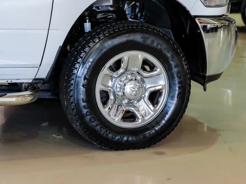 Used 2014 RAM 2500 Tradesman w/ Chrome Appearance Group image 47