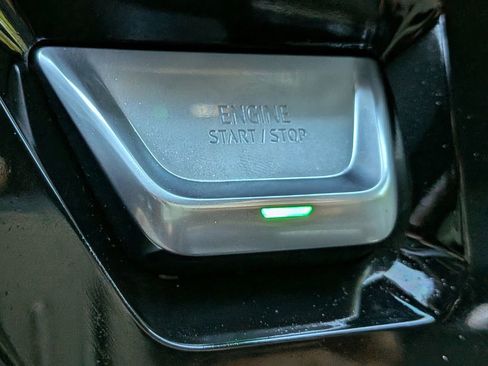 Used 2025 GMC Sierra 2500 Denali w/ Denali Reserve Package AWD/4WD image 29