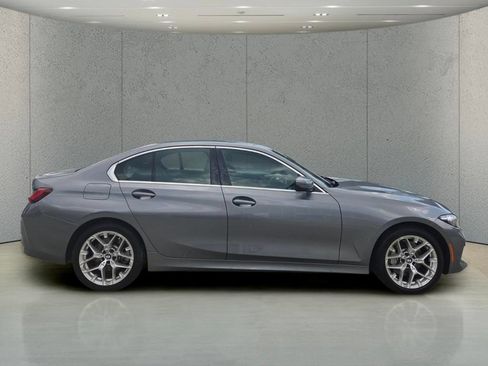 Used 2025 BMW 330i Sedan w/ Convenience Package RWD image 6