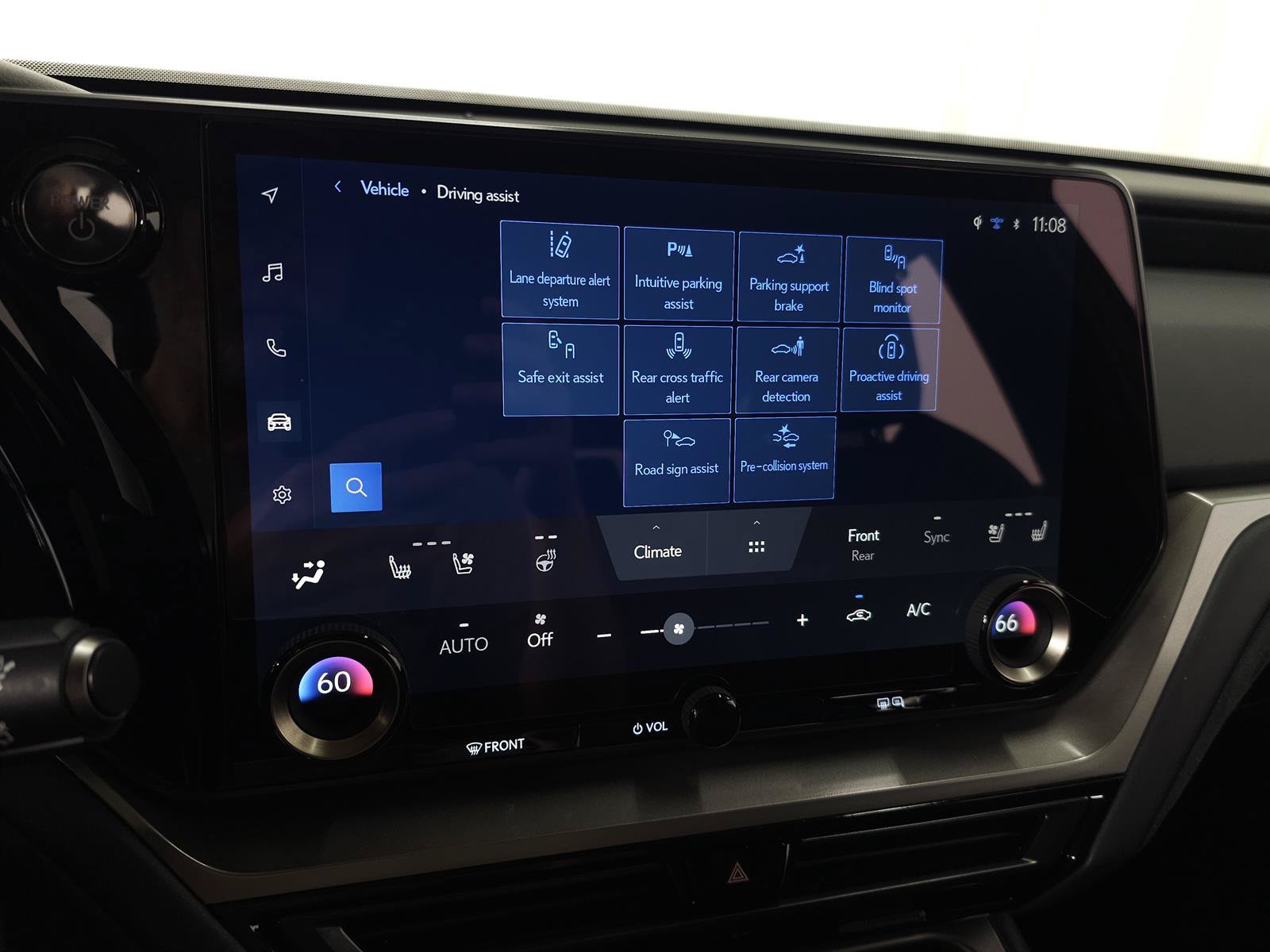 Used 2025 Lexus TX 500h AWD w/ Technology Package image 26