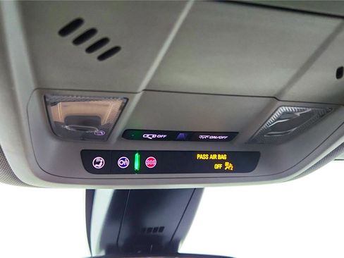 Used 2024 Chevrolet Blazer LT image 41