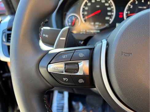 Used 2016 BMW X5 M image 26