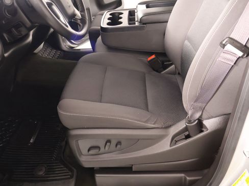 Used 2017 Chevrolet Silverado 1500 LT w/ All Star Edition image 11