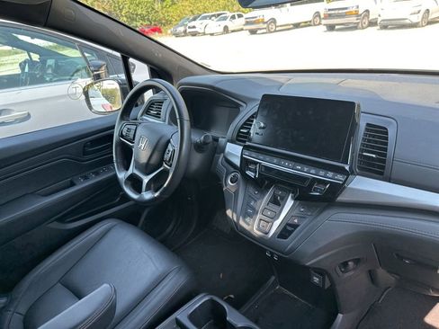 Used 2025 Honda Odyssey Sport-L image 19
