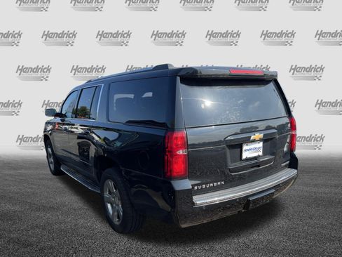 Used 2020 Chevrolet Suburban Premier AWD/4WD image 8