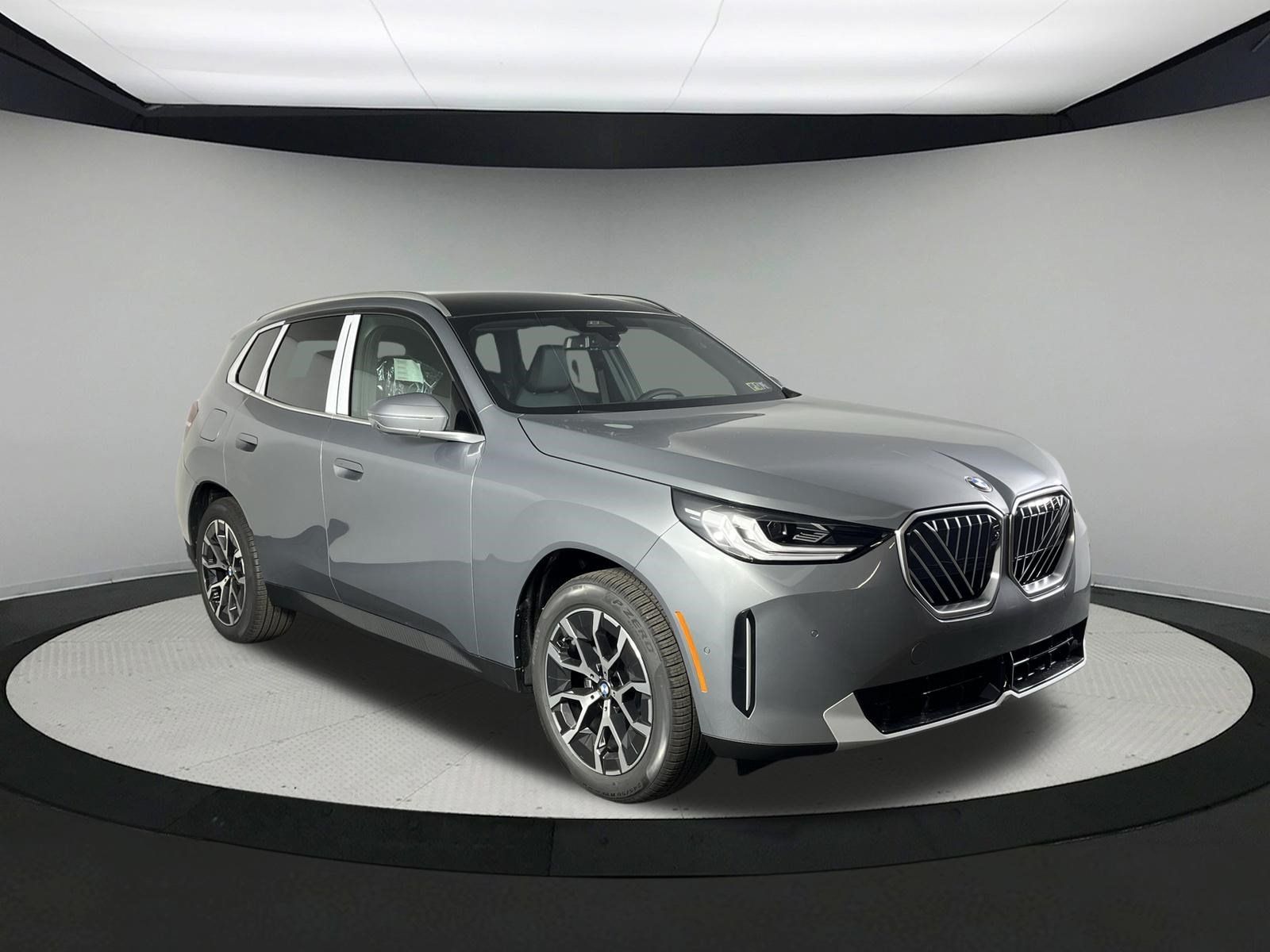 Used 2026 BMW X3 xDrive30i w/ Premium Package AWD/4WD image 2