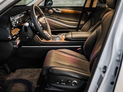 Used 2025 Genesis GV80 3.5T Advanced image 24