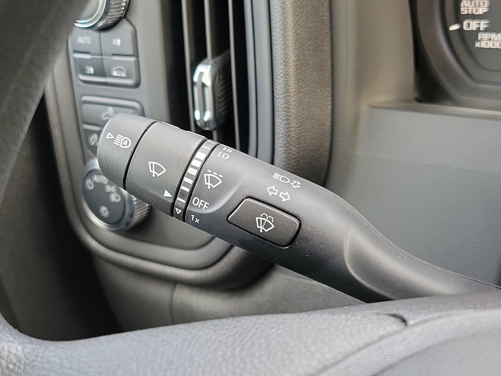 Used 2025 GMC Sierra 1500 Pro w/ Pro Value Package AWD/4WD image 14