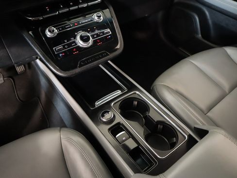 Used 2021 Lincoln Corsair FWD image 8