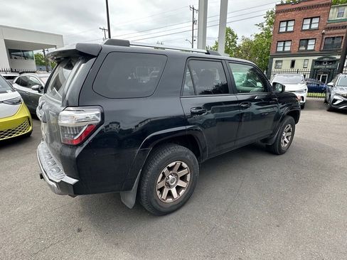Used 2014 Toyota 4Runner Trail AWD/4WD image 6